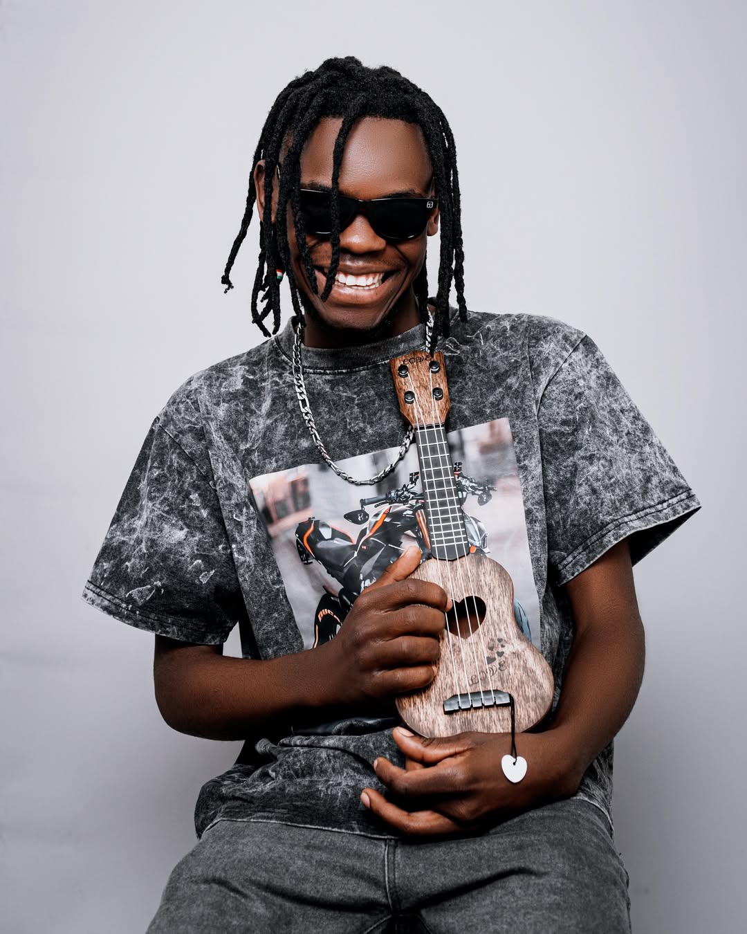 Music Audio : Dj Facebook Ft Mkataba Mc – Shimo | Download Mp3