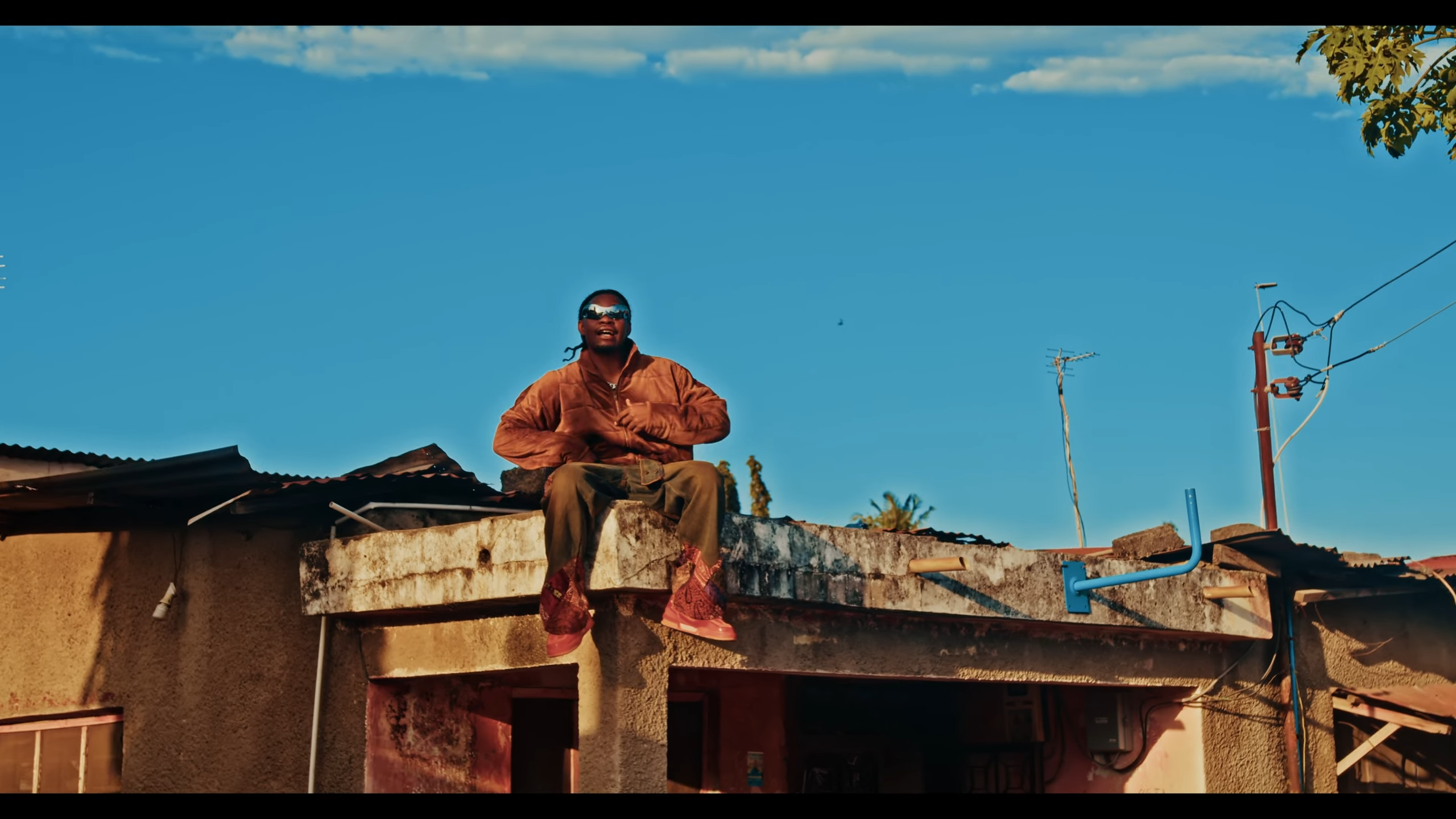 VIDEO : Mocco Genius – Maokoto