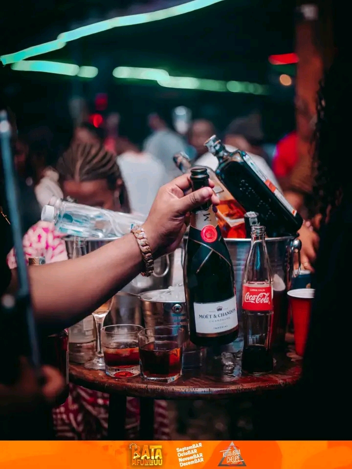 Music Audio : Sun Voice – Show Live Tip Top Bar | Download Mp3