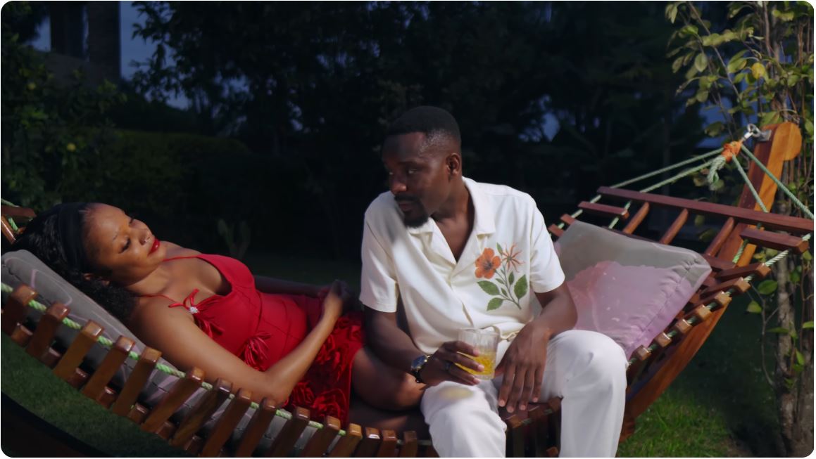 Music Audio : Namadingo – Iwe | Download Mp3