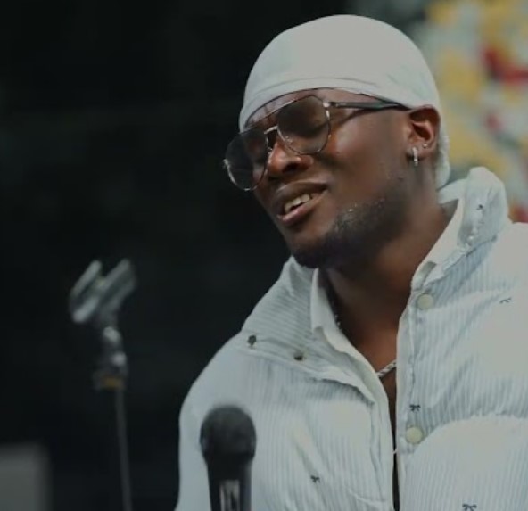 Music Audio : Udede – Wadaima (live Accoustic) | Download Mp3
