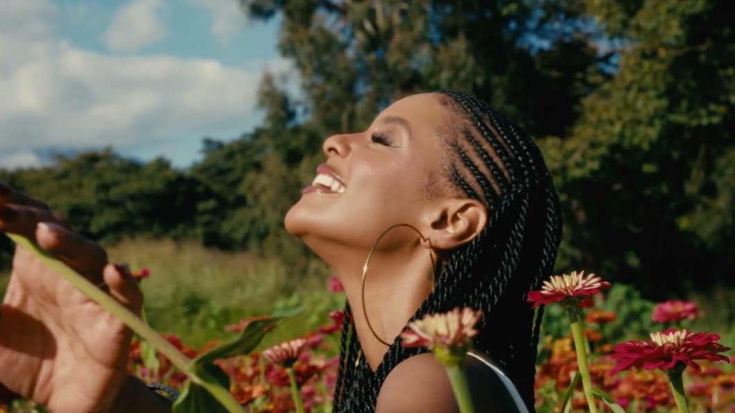Music Audio : Mimi Mars – Far Away | Download Mp3