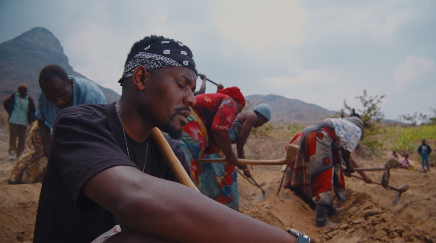 Music Audio : Namadingo – Kumvera Kwa A Postoli | Download Mp3